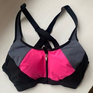 VSX Knockout High Impact Front Close Sports Bra - 34B Pink & Black